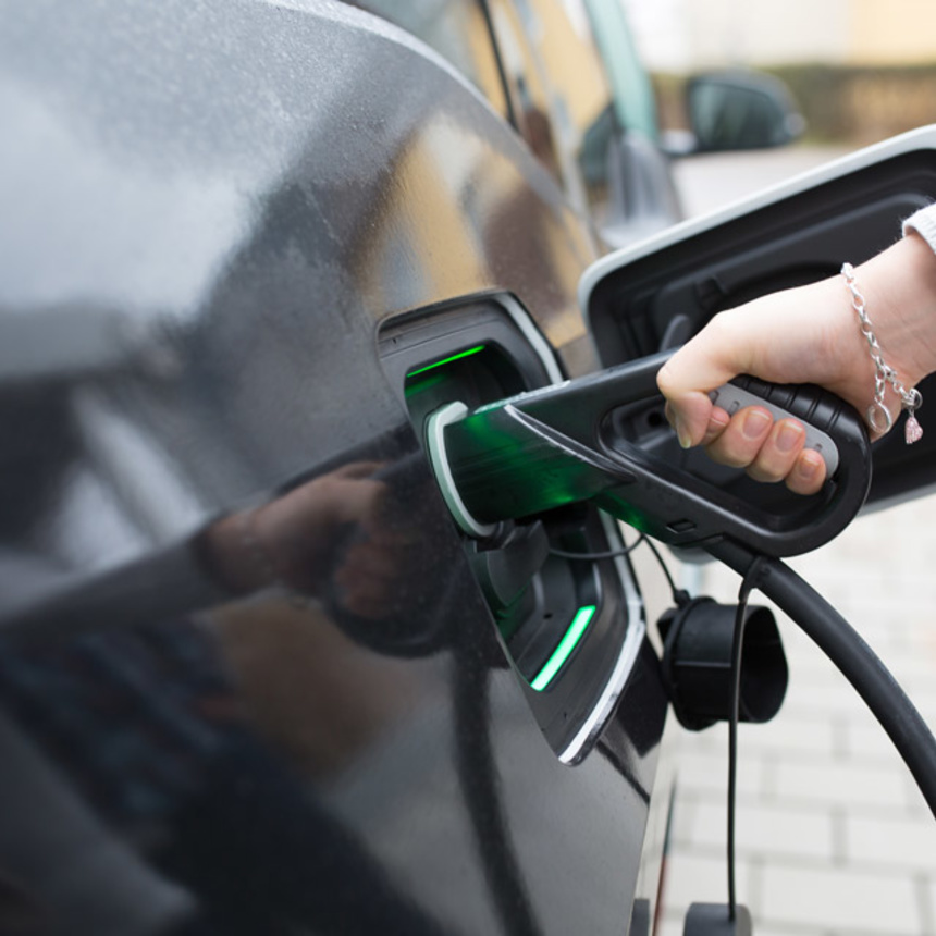 Elektro­mobilität bei Bayer Elektrotechnik in Freiensteinau